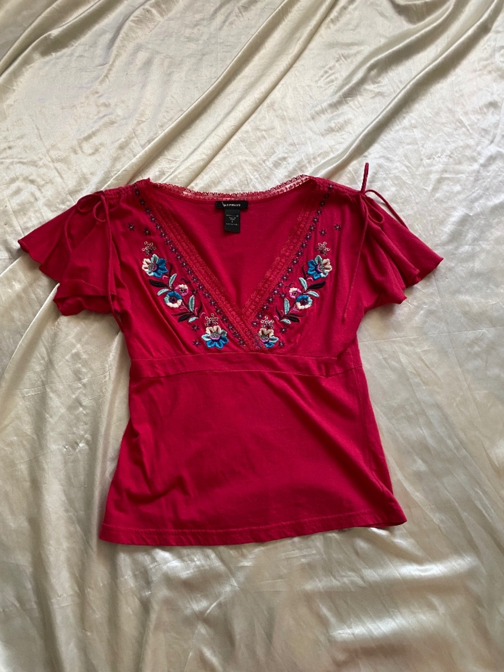 Vintage y2k Hot Pink Floral Embroidered Lace Flutter Sleeve Boho Fairy Top Small